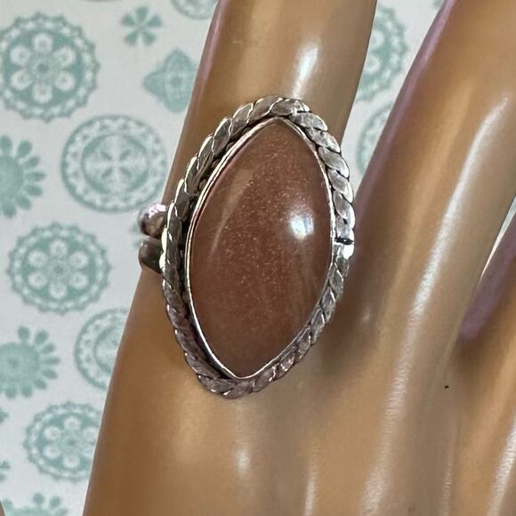 Aventurine gemstone ring adjustable marquee, silver overlay stamped 925 - Picture 2 of 7